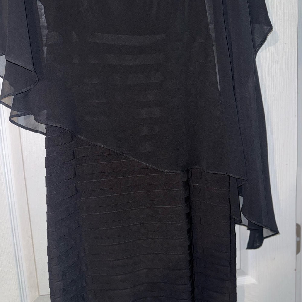 Adrianna Papell Black Crewneck Dress